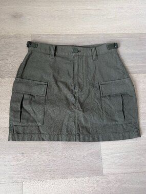 Aritzia TNA cargo skirt